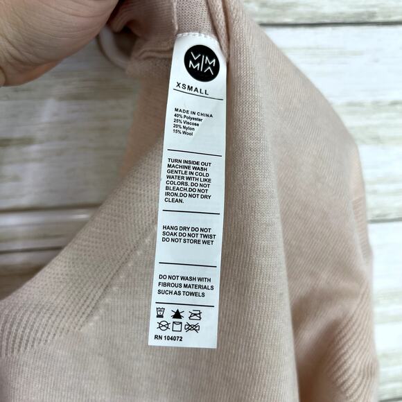 Vimmia NWT Shavasana Reversible Sweater In Peach - Picture 6 of 9
